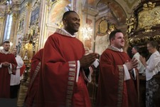 120-Priesterweihe-StP-220630-DSCF1389-kl_A.jpg