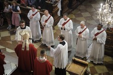 48-Priesterweihe-StP-220630-FXT22318-kl_A.jpg